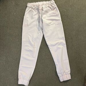 Jaanuu Women's 5-Pocket Skinny Scrub Jogger - Blushing Pink